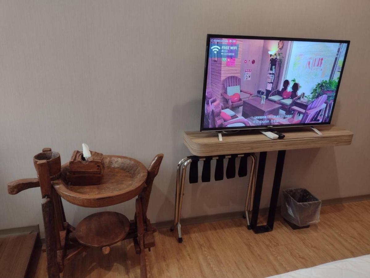 타이난 줄리스 가든 호텔 안핑 외부 사진